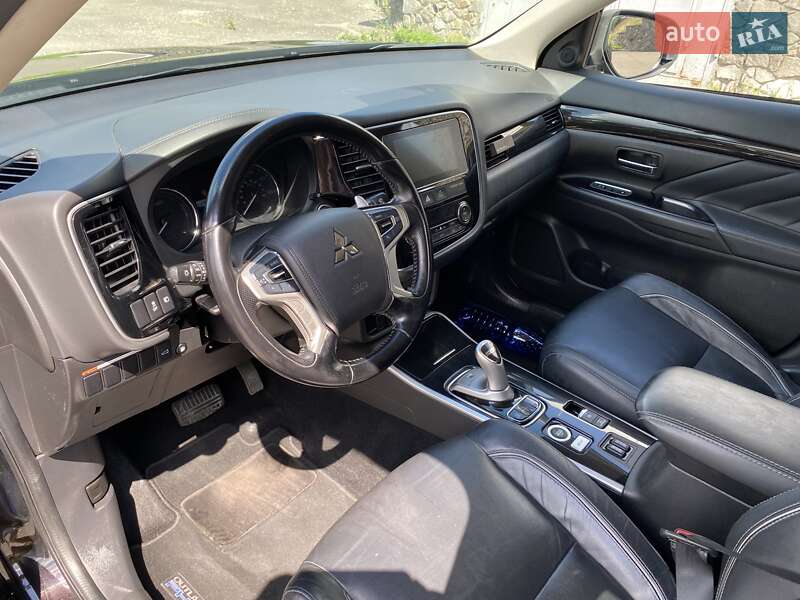 Позашляховик / Кросовер Mitsubishi Outlander 2018 в Білій Церкві