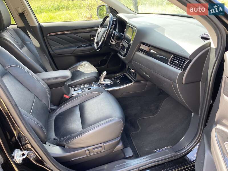 Позашляховик / Кросовер Mitsubishi Outlander 2018 в Білій Церкві