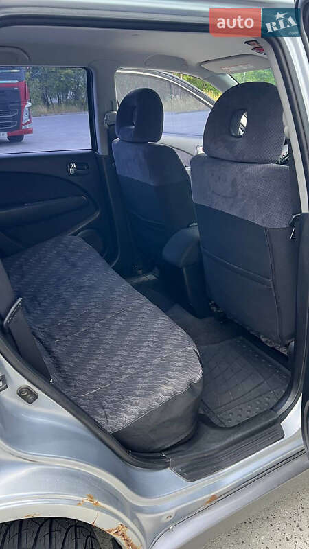 Позашляховик / Кросовер Mitsubishi Outlander 2003 в Дрогобичі фото 5 Позашляховик / Кросовер Mitsubishi Outlander 2003 в Дрогобичі