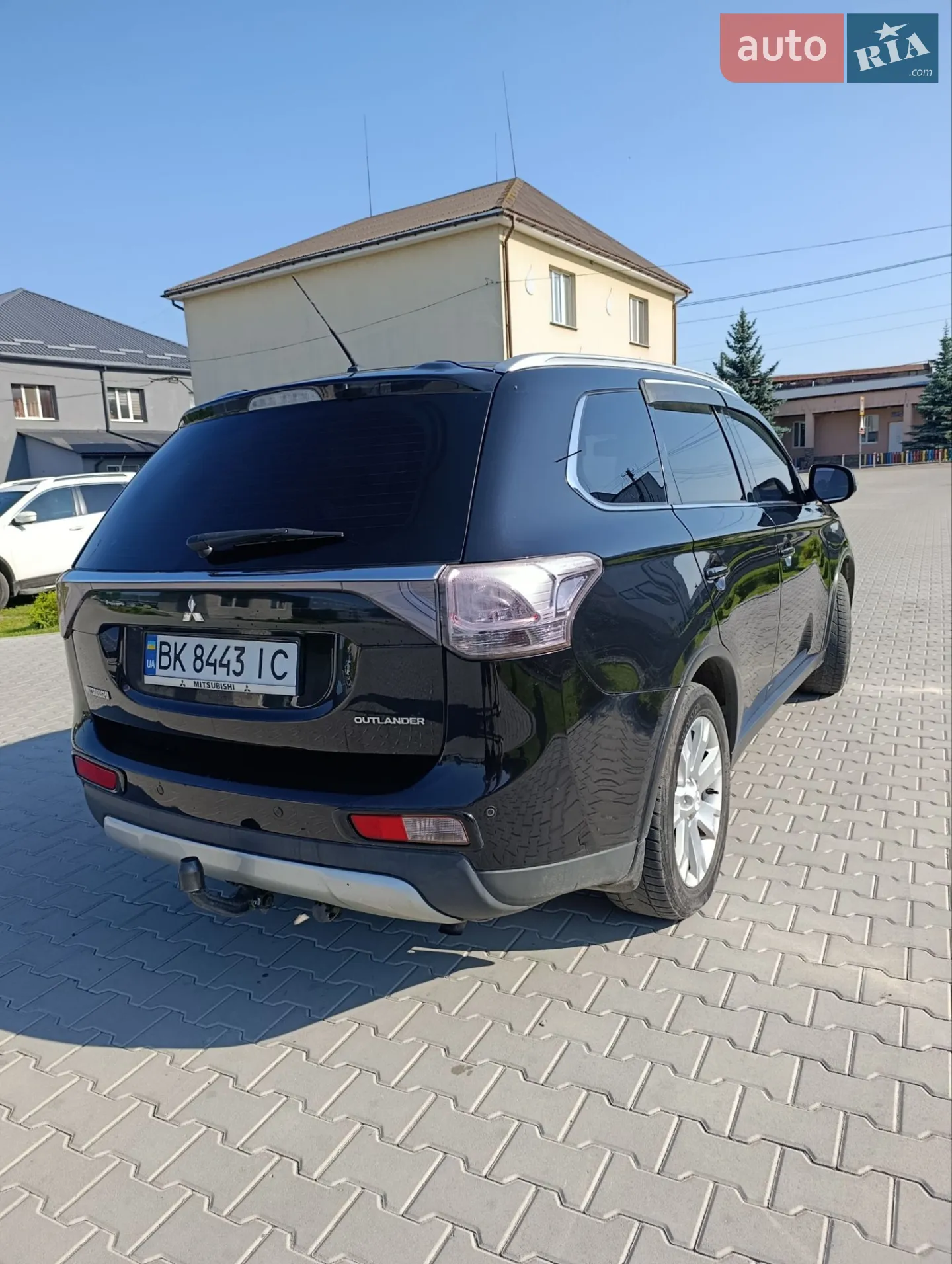 2014 Mitsubishi Outlander - мініатюра 12