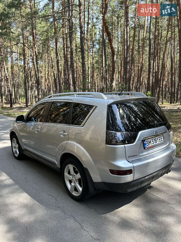 Внедорожник / Кроссовер Mitsubishi Outlander 2009 в Ахтырке