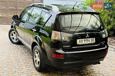 Внедорожник / Кроссовер Mitsubishi Outlander 2008 в Харькове