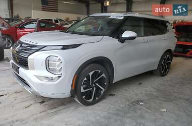 Mitsubishi Outlander 2023
