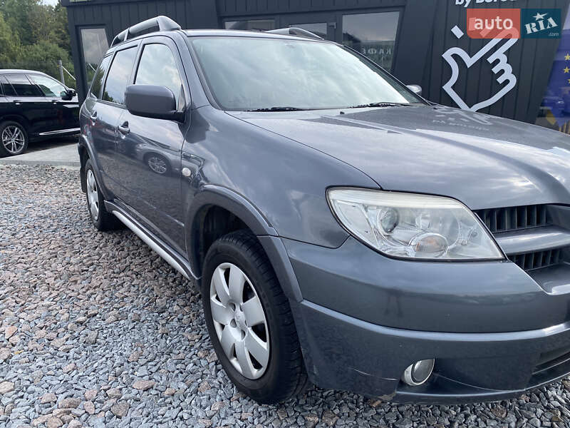 Внедорожник / Кроссовер Mitsubishi Outlander 2009 в Львове