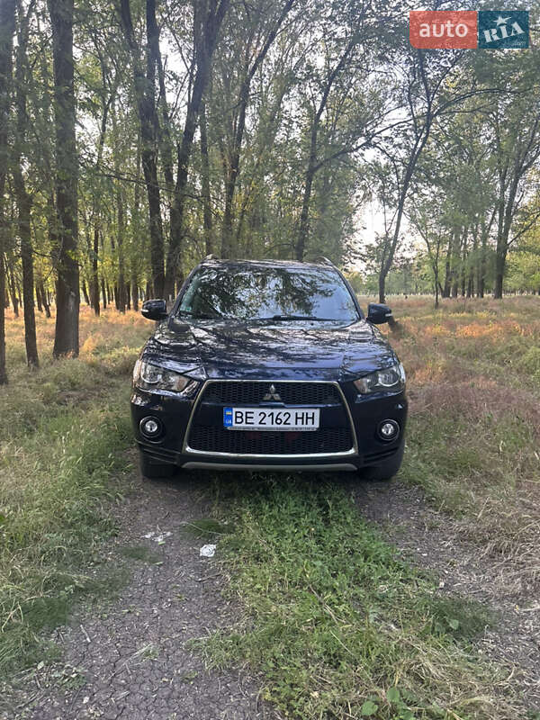 Позашляховик / Кросовер Mitsubishi Outlander 2010 в Вознесенську