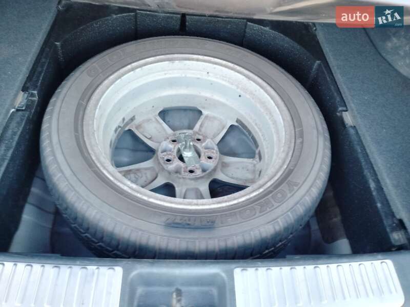 Позашляховик / Кросовер Mitsubishi Outlander 2008 в Болграді