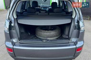 Внедорожник / Кроссовер Mitsubishi Outlander 2008 в 