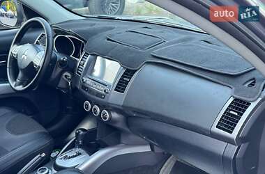 Внедорожник / Кроссовер Mitsubishi Outlander 2008 в 