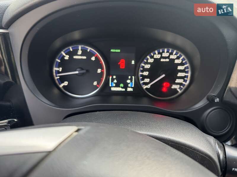 Внедорожник / Кроссовер Mitsubishi Outlander 2013 в Скале-Подольской