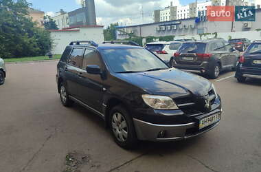 Внедорожник / Кроссовер Mitsubishi Outlander 2009 в Киеве