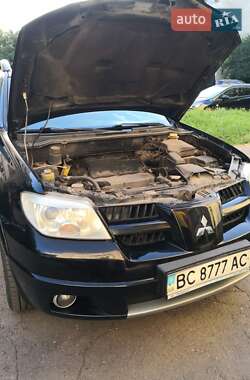 Внедорожник / Кроссовер Mitsubishi Outlander 2007 в 