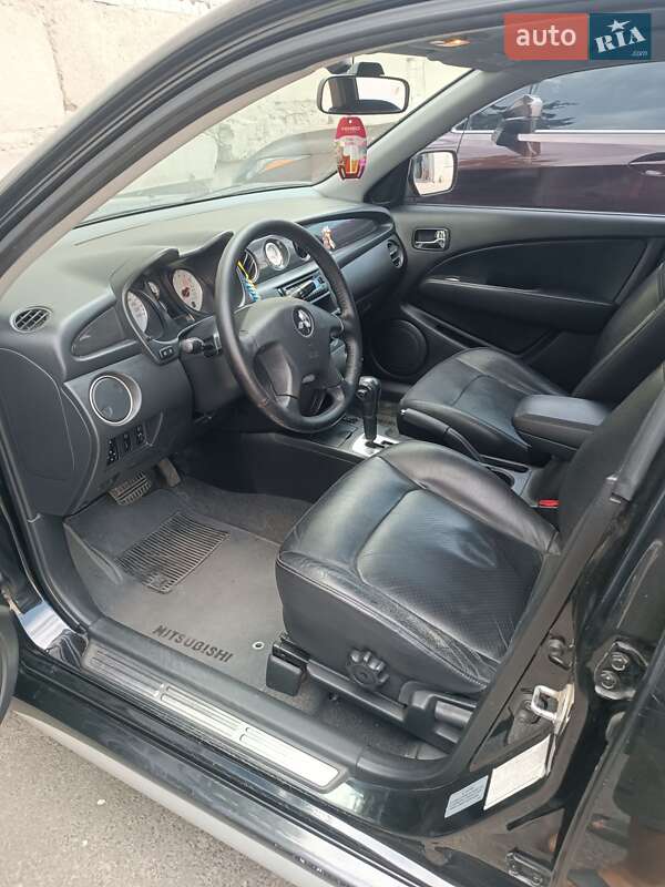Позашляховик / Кросовер Mitsubishi Outlander 2007 в Харкові
