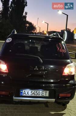 Внедорожник / Кроссовер Mitsubishi Outlander 2007 в 