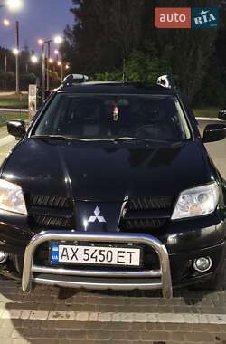 Внедорожник / Кроссовер Mitsubishi Outlander 2007 в 