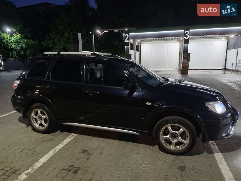 Позашляховик / Кросовер Mitsubishi Outlander 2007 в Харкові