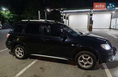 Внедорожник / Кроссовер Mitsubishi Outlander 2007 в 