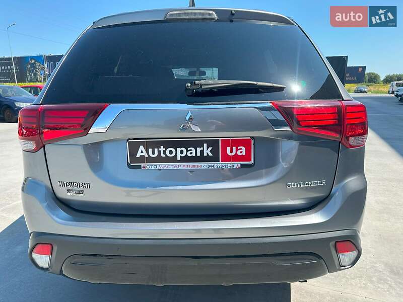 Внедорожник / Кроссовер Mitsubishi Outlander 2019 в Львове