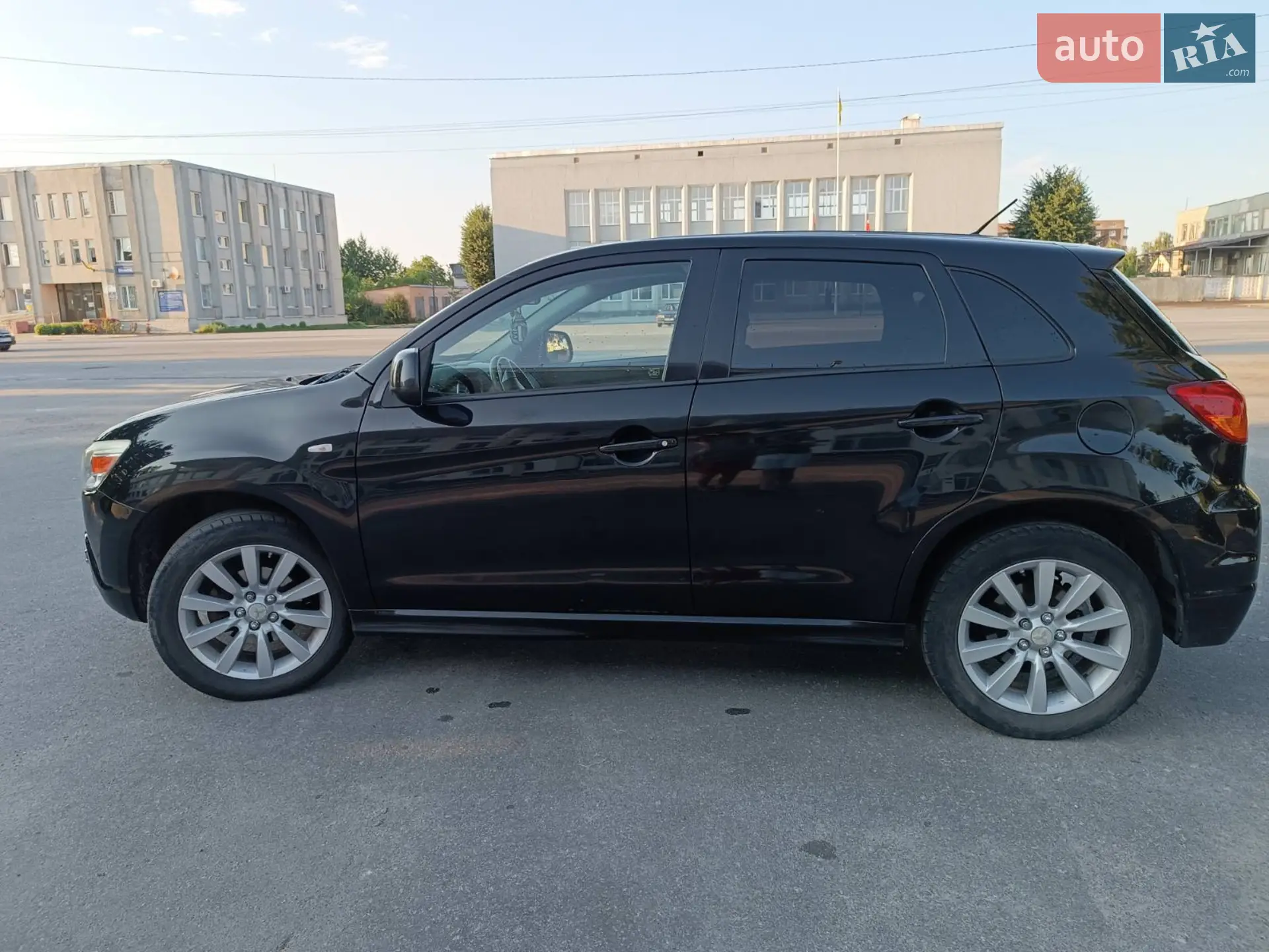 2010 Mitsubishi Outlander - мініатюра 7