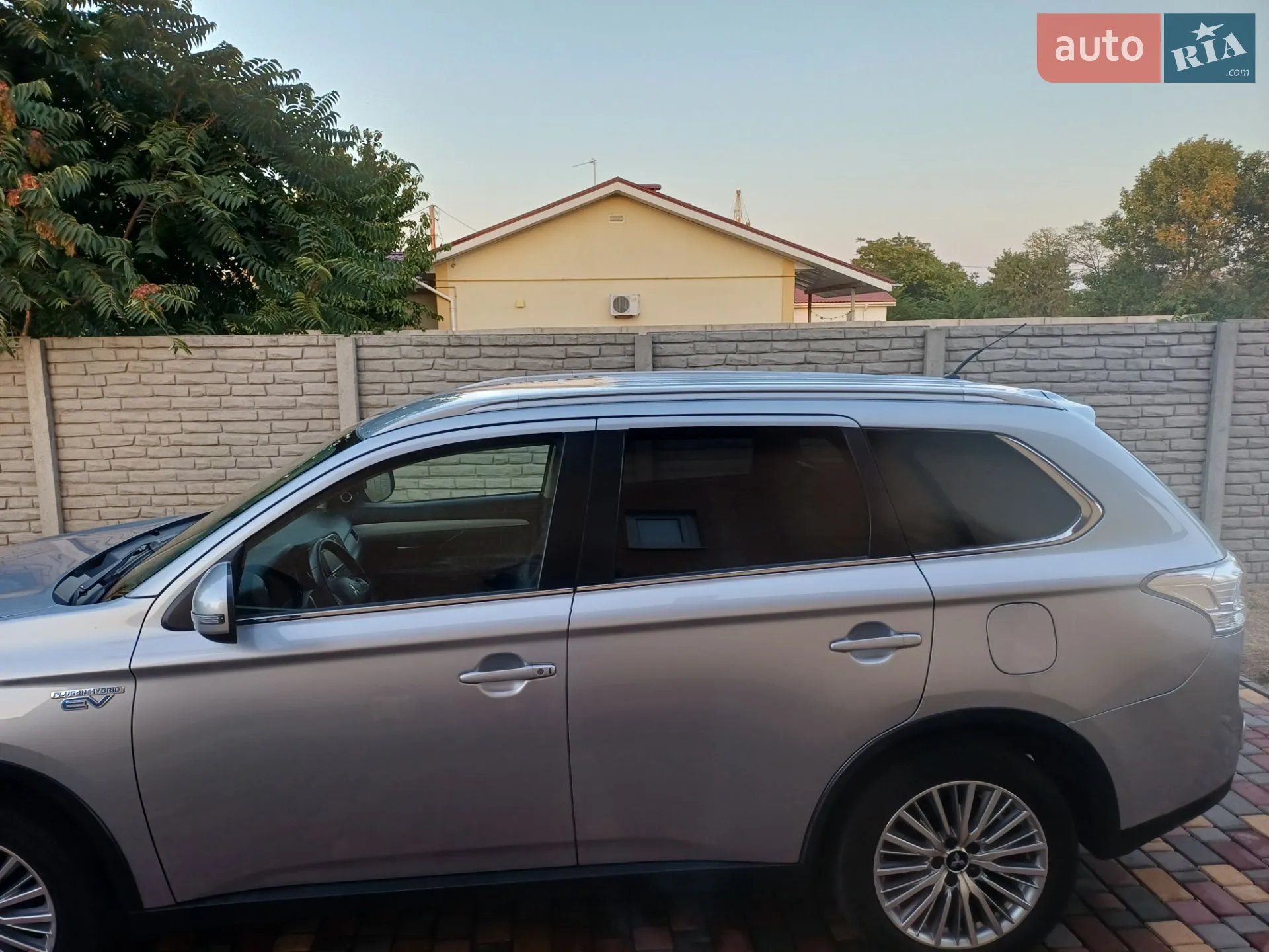 2015 Mitsubishi Outlander - мініатюра 3