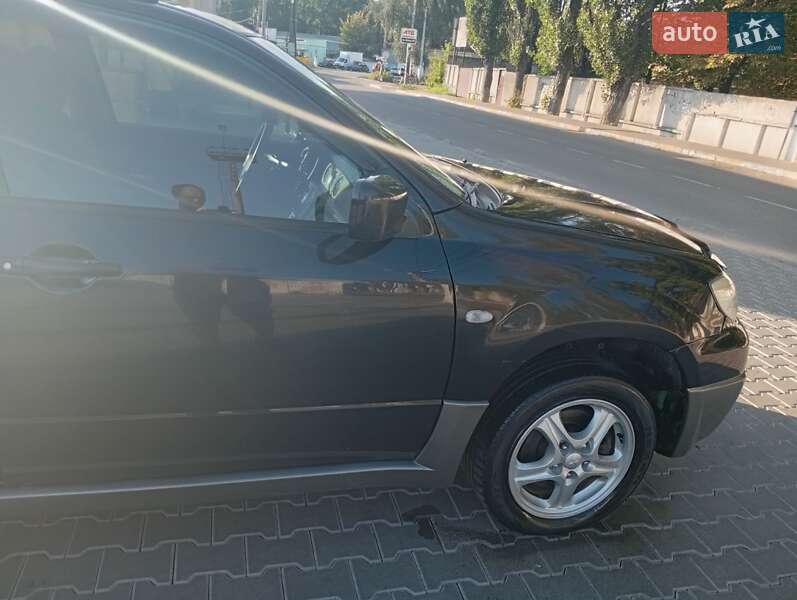 Позашляховик / Кросовер Mitsubishi Outlander 2005 в Коцюбинському