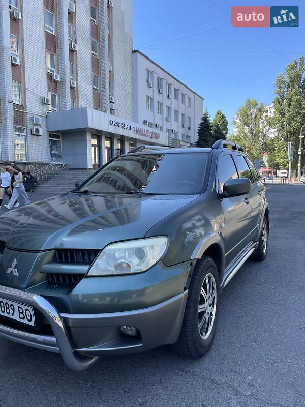 Позашляховик / Кросовер Mitsubishi Outlander 2006 в Одесі фото 4 Позашляховик / Кросовер Mitsubishi Outlander 2006 в Одесі