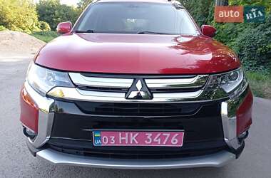 Внедорожник / Кроссовер Mitsubishi Outlander 2017 в Ровно