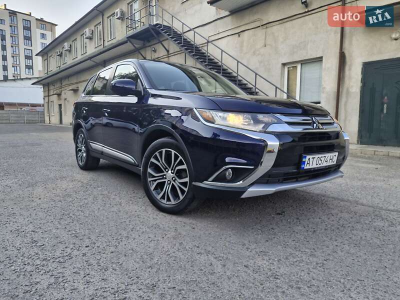 Mitsubishi Outlander 2015