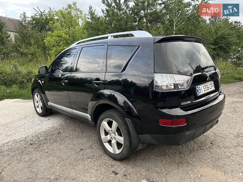 Внедорожник / Кроссовер Mitsubishi Outlander 2007 в Полтаве
