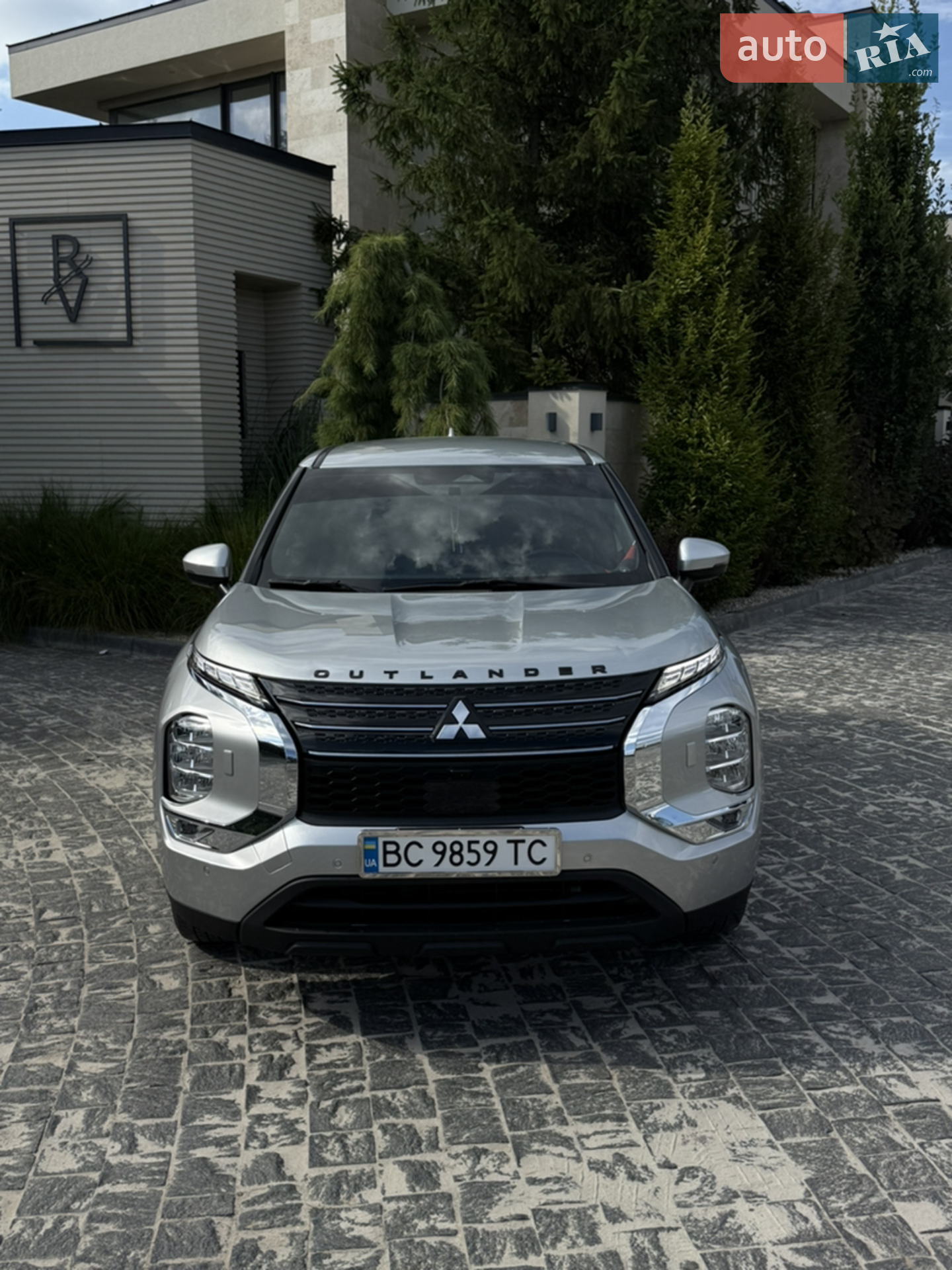 2022 Mitsubishi Outlander - мініатюра 2