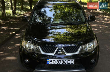 Внедорожник / Кроссовер Mitsubishi Outlander 2008 в 