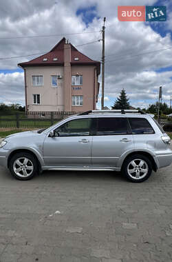 Внедорожник / Кроссовер Mitsubishi Outlander 2007 в 
