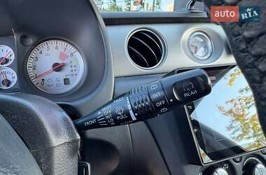 Внедорожник / Кроссовер Mitsubishi Outlander 2006 в 