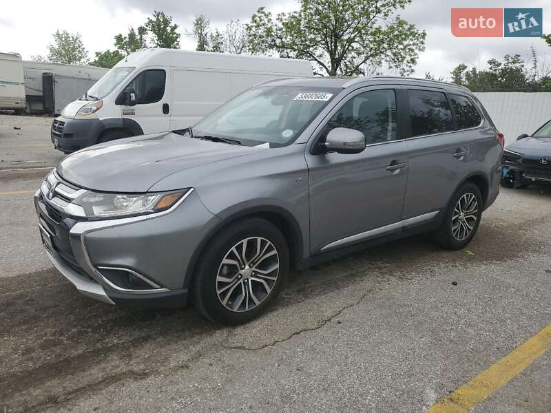 Mitsubishi Outlander 2015