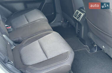 Внедорожник / Кроссовер Mitsubishi Outlander 2020 в 