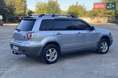 Внедорожник / Кроссовер Mitsubishi Outlander 2004 в 