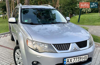 Внедорожник / Кроссовер Mitsubishi Outlander 2008 в 