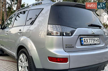 Внедорожник / Кроссовер Mitsubishi Outlander 2008 в 