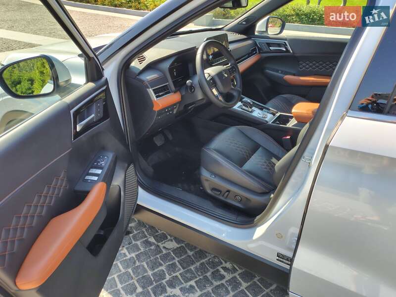 Позашляховик / Кросовер Mitsubishi Outlander 2022 в Дніпрі