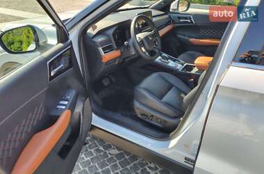 Внедорожник / Кроссовер Mitsubishi Outlander 2022 в 