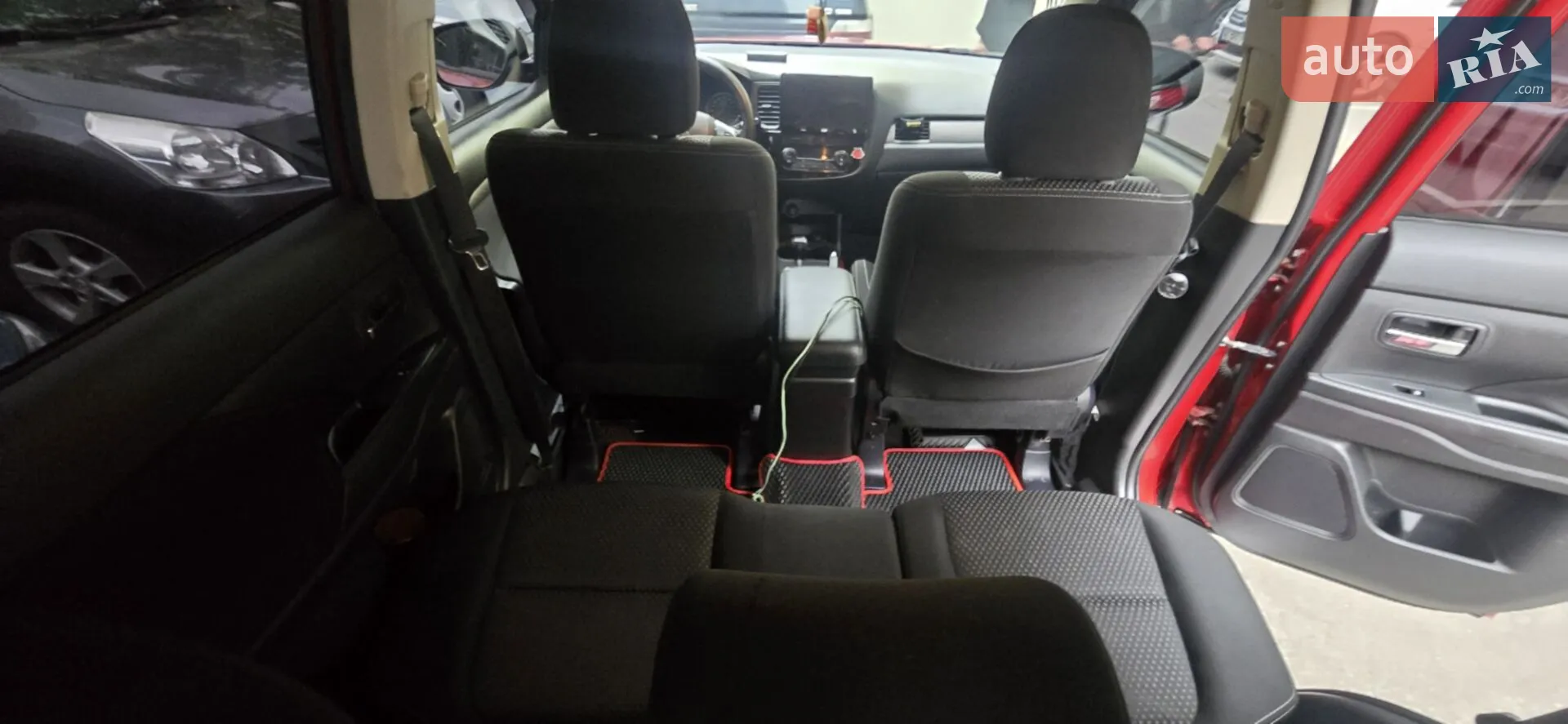 2015 Mitsubishi Outlander - мініатюра 6