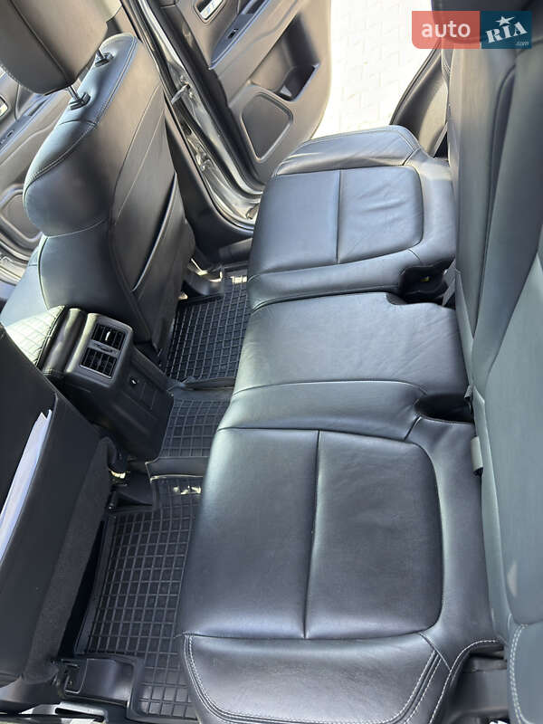 Внедорожник / Кроссовер Mitsubishi Outlander 2019 в Каменец-Подольском