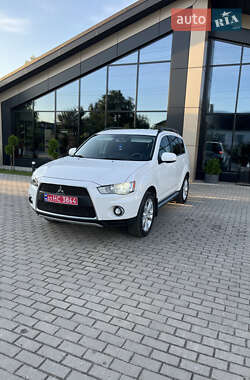 Внедорожник / Кроссовер Mitsubishi Outlander 2010 в Радивилове