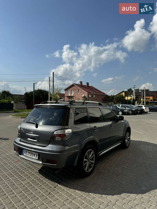 Внедорожник / Кроссовер Mitsubishi Outlander 2006 в Виннице