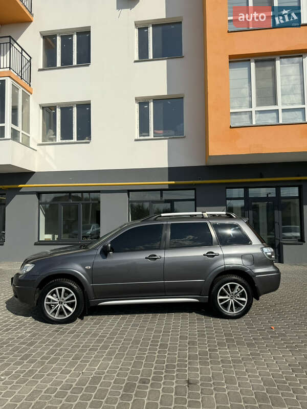 Внедорожник / Кроссовер Mitsubishi Outlander 2006 в Виннице