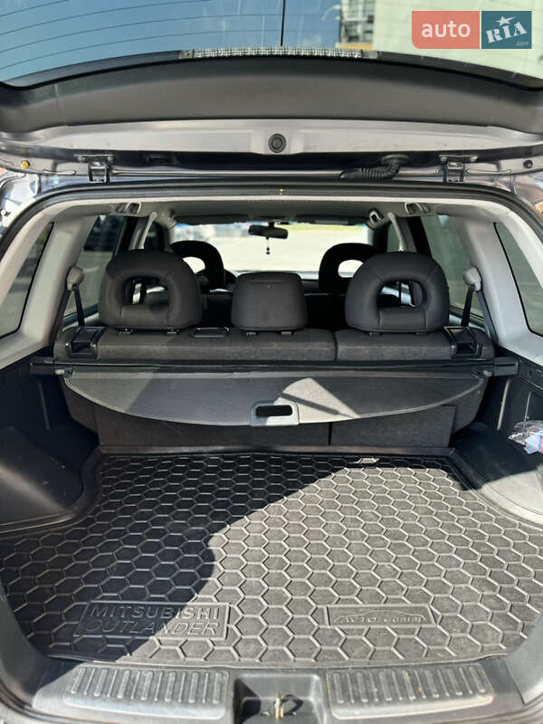 Внедорожник / Кроссовер Mitsubishi Outlander 2006 в Виннице
