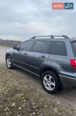Внедорожник / Кроссовер Mitsubishi Outlander 2007 в 