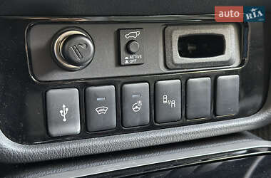 Внедорожник / Кроссовер Mitsubishi Outlander 2021 в 