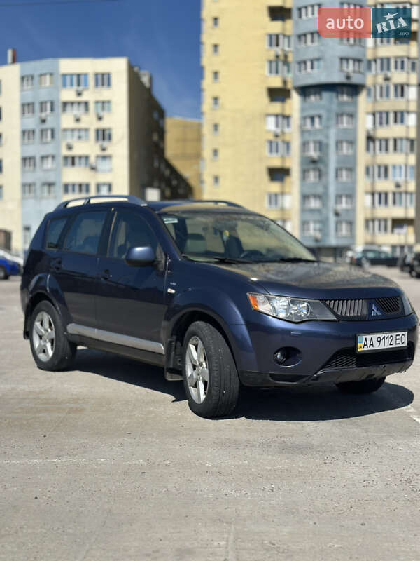Внедорожник / Кроссовер Mitsubishi Outlander 2007 в Киеве фото 4 Внедорожник / Кроссовер Mitsubishi Outlander 2007 в Киеве