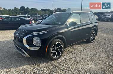 Позашляховик / Кросовер Mitsubishi Outlander 2022 в Львові
