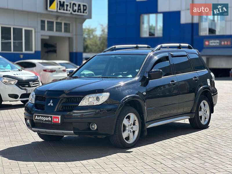 Внедорожник / Кроссовер Mitsubishi Outlander 2006 в 
